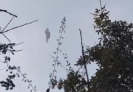 热气球降落时的现象有什么，四川一景区热气球坠落有人受伤事件