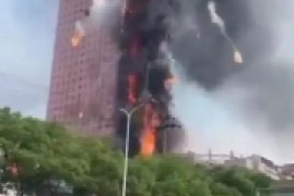 高层建筑起火该如何逃生，高楼层火灾时7个正确的逃生方法指南