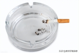 烟灰缸里为什么不能倒水，一文说透烟灰缸里不能倒水的原因讲究危害