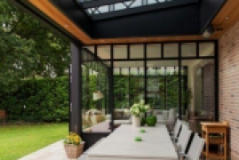一楼花园可以做雨棚吗，一楼院子装雨棚的利弊分析图示
