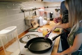 家里炒锅买什么材质的好，健康耐用的炒锅选购技巧分享