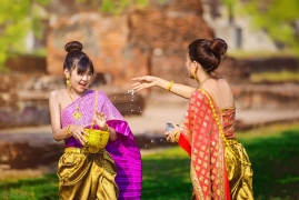 傣族泼水节的来历和风俗是什么，一文了解泼水节的由来传说